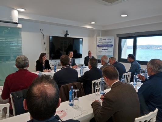 La Comisión Mar Industria de la CEG plantea iniciativas conjuntas con otras comunidades o a nivel estatal y proponen estudiar campañas de sensibilización para fomentar el consumo de productos pesqueros locales y explorar vías para reducir la carga fiscal 