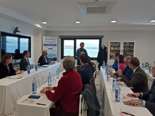 La Comisión Mar Industria de la CEG plantea iniciativas conjuntas con otras comunidades o a nivel estatal y proponen estudiar campañas de sensibilización para fomentar el consumo de productos pesqueros locales y explorar vías para reducir la carga fiscal 