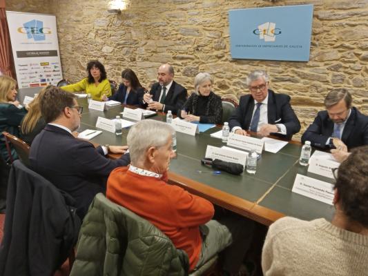 La Comisión de Internacionalización de la CEG analiza junto con el IGAPE las posibilidades de simplificación en la gestión de las ayudas de internacionalización