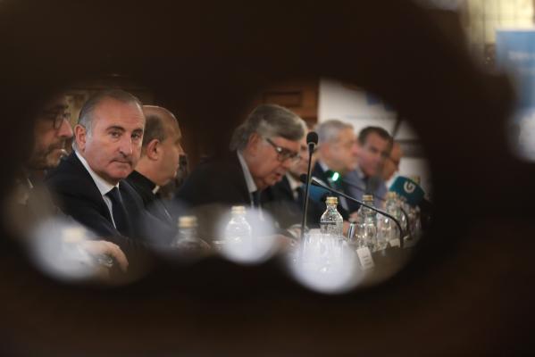 La Confederación de Empresarios de Galicia (CEG) ha organizado un almuerzo-coloquio con Francisco José Prieto, arzobispo de Santiago de Compostela