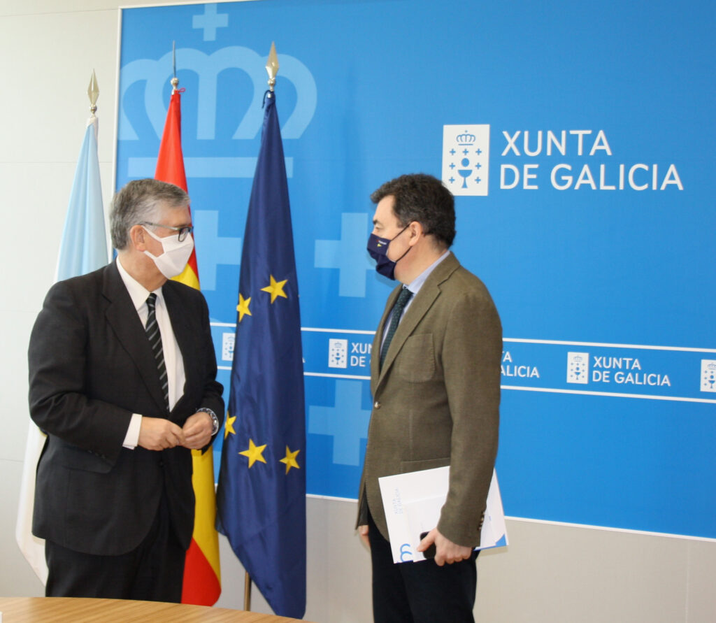 Encuentro del presidente de la CEG con el conselleiro de Educación