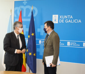 Encuentro del presidente de la CEG con el conselleiro de Educación