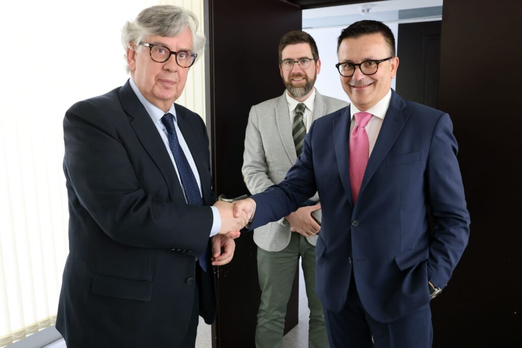 A CEG traslada ao novo conselleiro de Emprego
