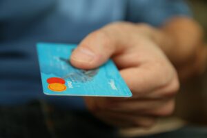La CEG considera que el proceso de fusión entre BBVA y Banco Sabadell “no es adecuada ni en la forma ni en el fondo”
